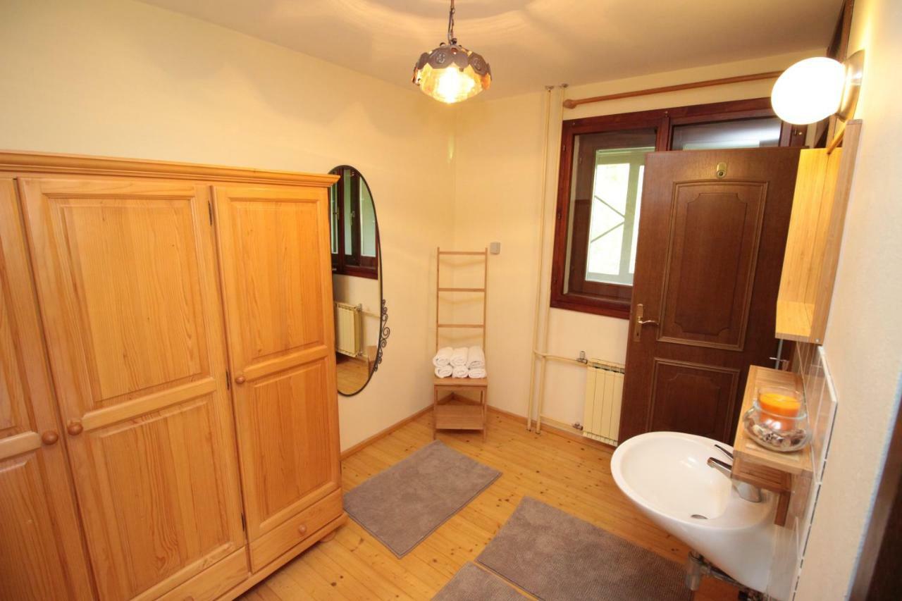 Holiday Home Winzerhaus Eva Spicnik Bagian luar foto