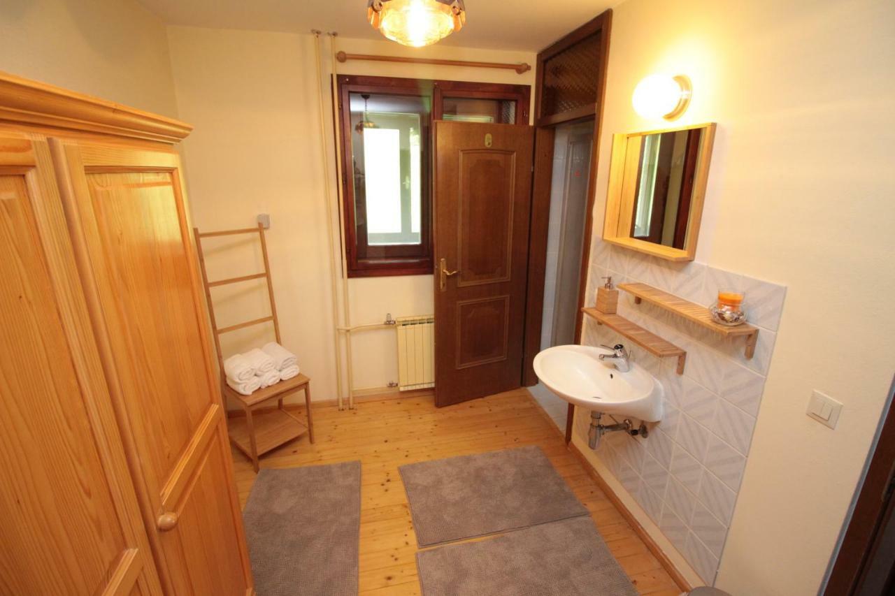 Holiday Home Winzerhaus Eva Spicnik Bagian luar foto