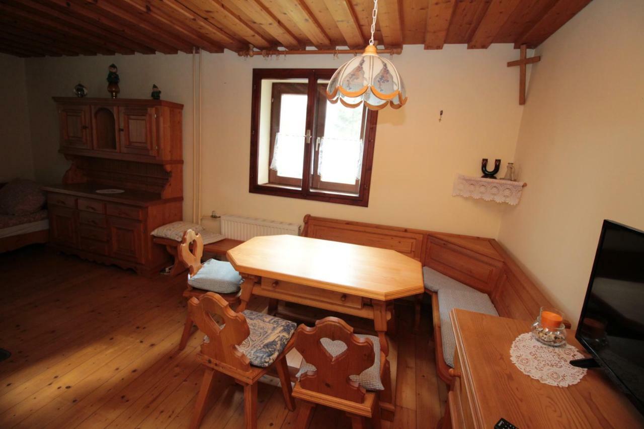 Holiday Home Winzerhaus Eva Spicnik Bagian luar foto