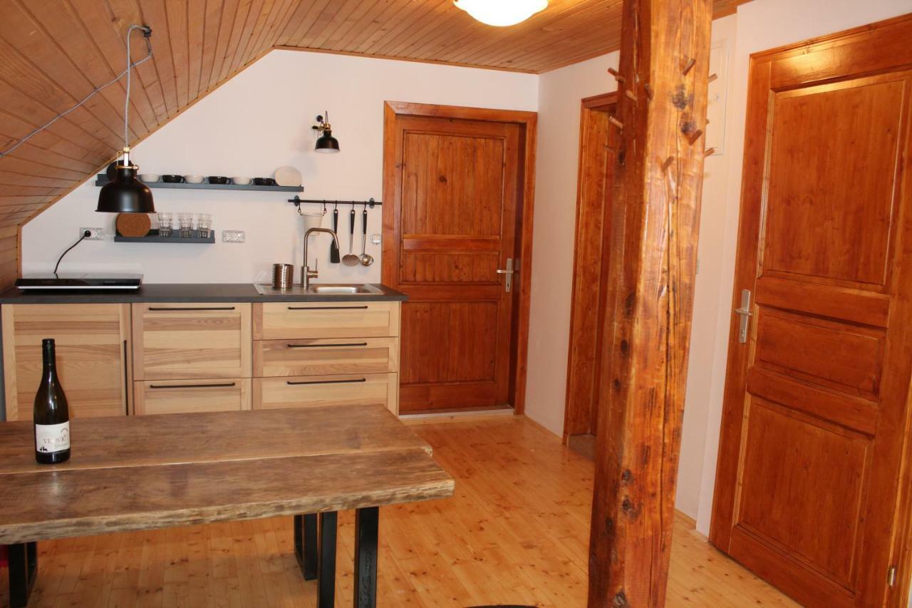 Holiday Home Winzerhaus Eva Spicnik Bagian luar foto